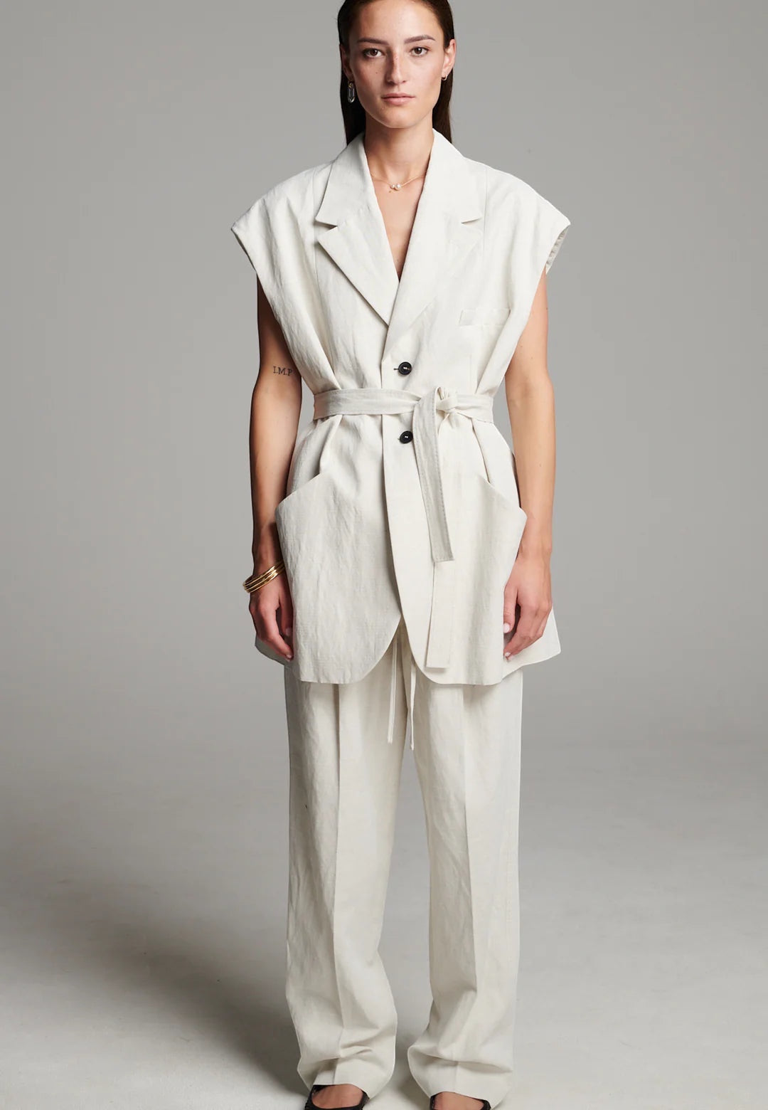 Slice Sleeveless Blazer - Frenken