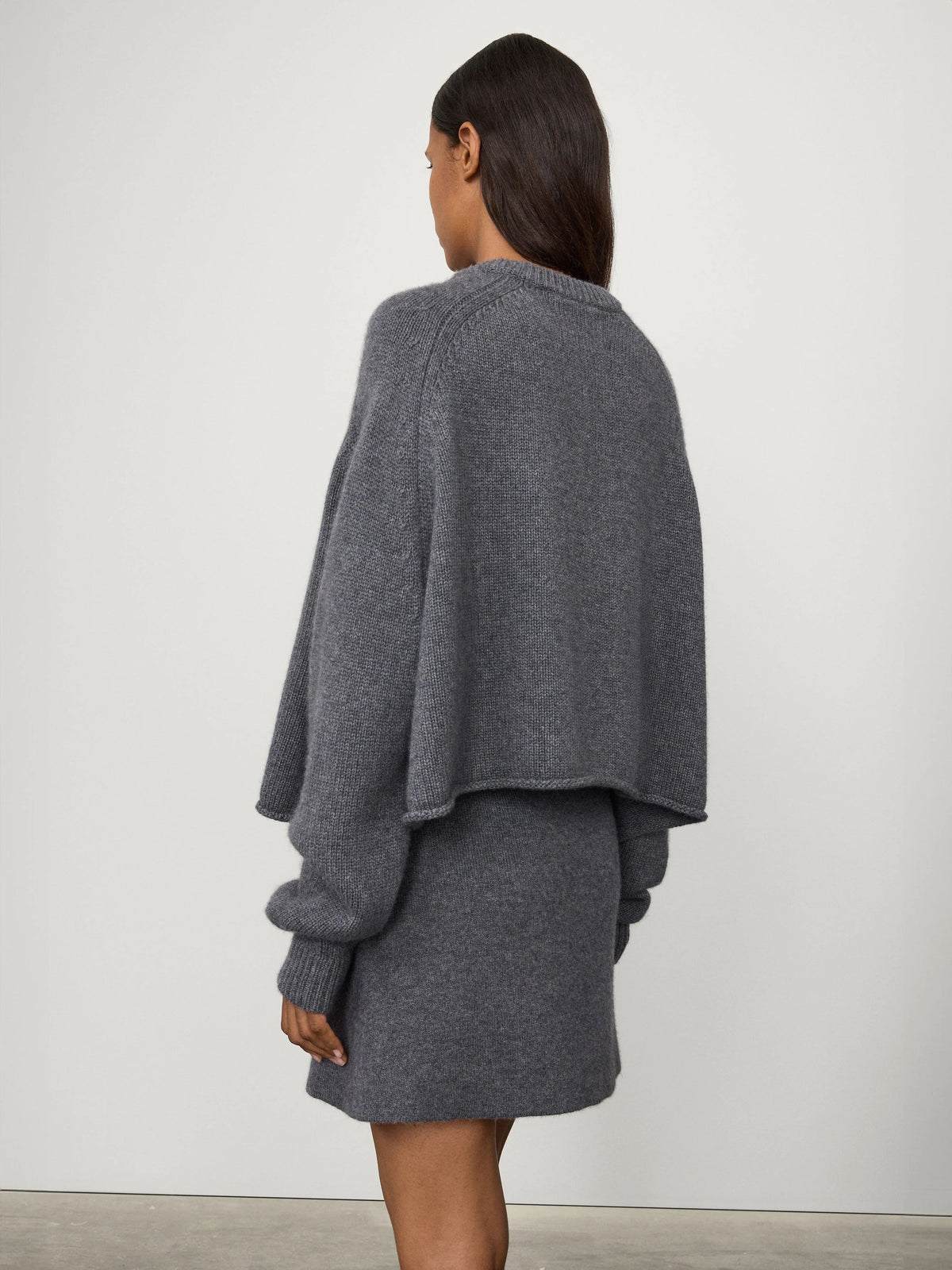 Pull Karine Graphite - Lisa Yang