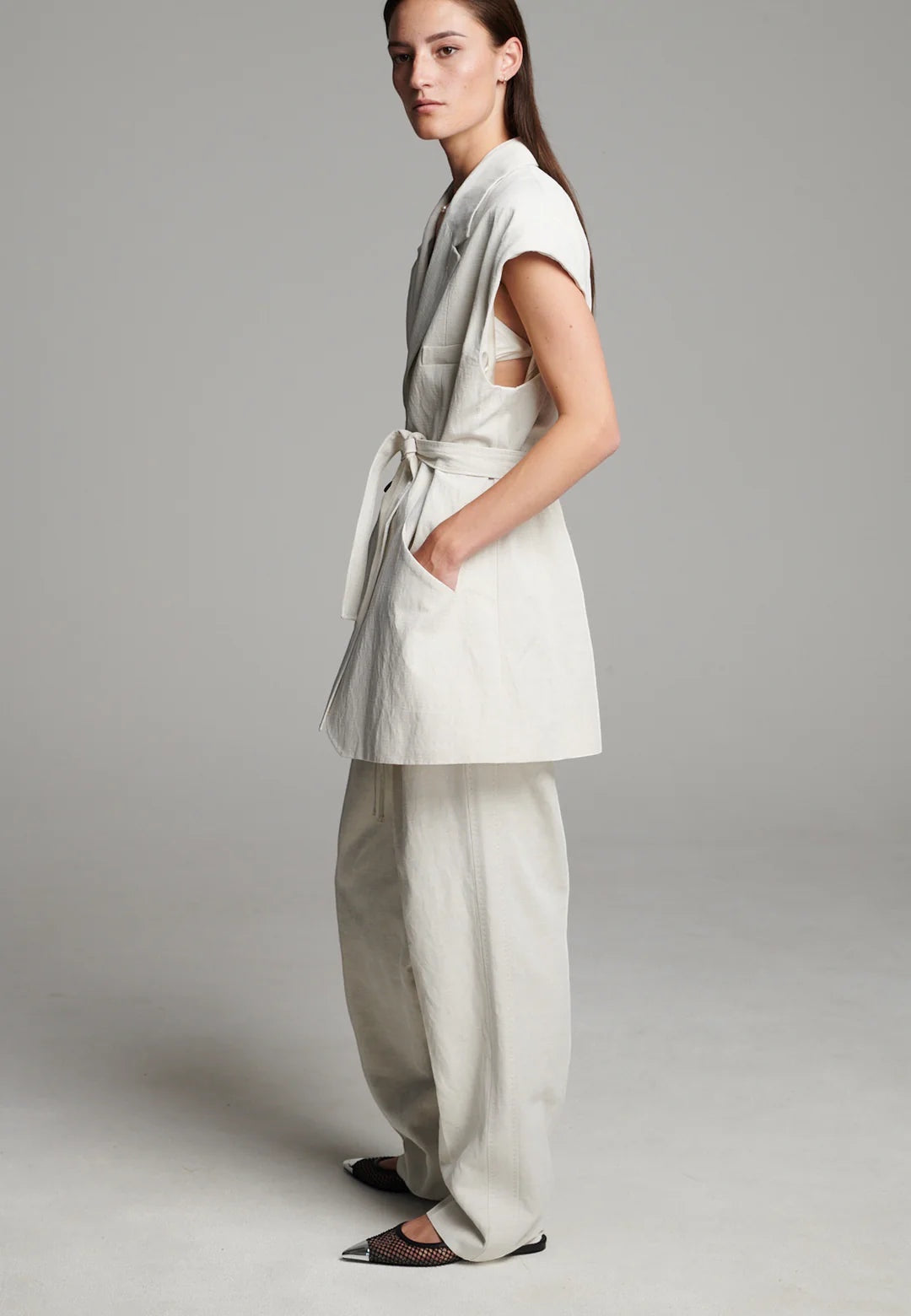 Slice Sleeveless Blazer - Frenken