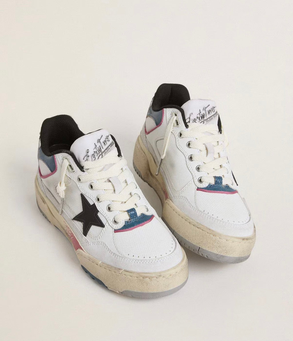 Forty2 - Golden Goose