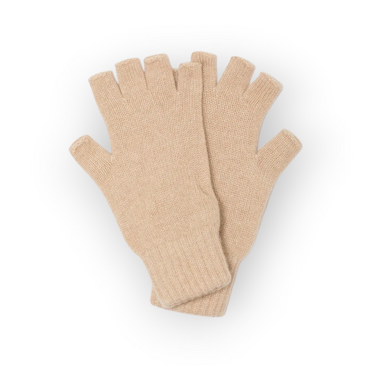 Ygreque Kujten Kappa fingerless mittens in organic beige 100% cashmere with a four-ply jersey knit construction.